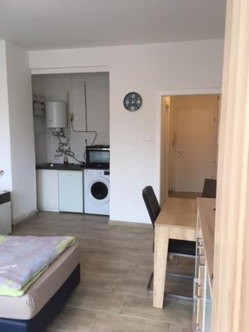 Hannover-Linden, Falkenstr.1 Ap. 1 Extérieur photo
